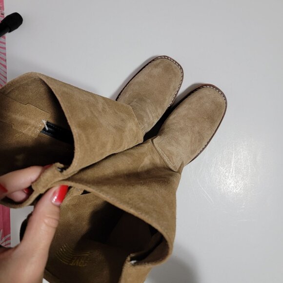 NEW Frye Campus 12R Boots Womens 8 Tan Buck Suede Western Barn Contemporary - Picture 4 of 11